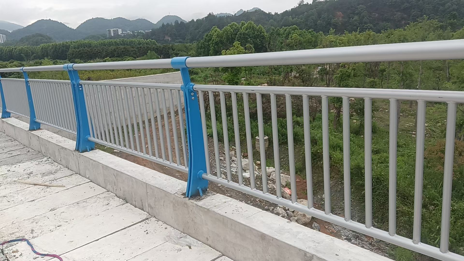 运城市不锈钢栏杆桥梁护栏 - 推荐